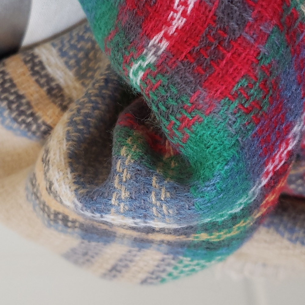 Oversized Plaid Blanket Scarf Tan Red Blue Green Fringe Warm Holiday Cozy - Picture 4 of 8
